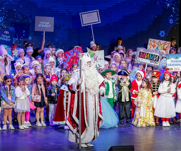 200 юных артистов театра «Непоседы» выступили в новогоднем гала-концерте